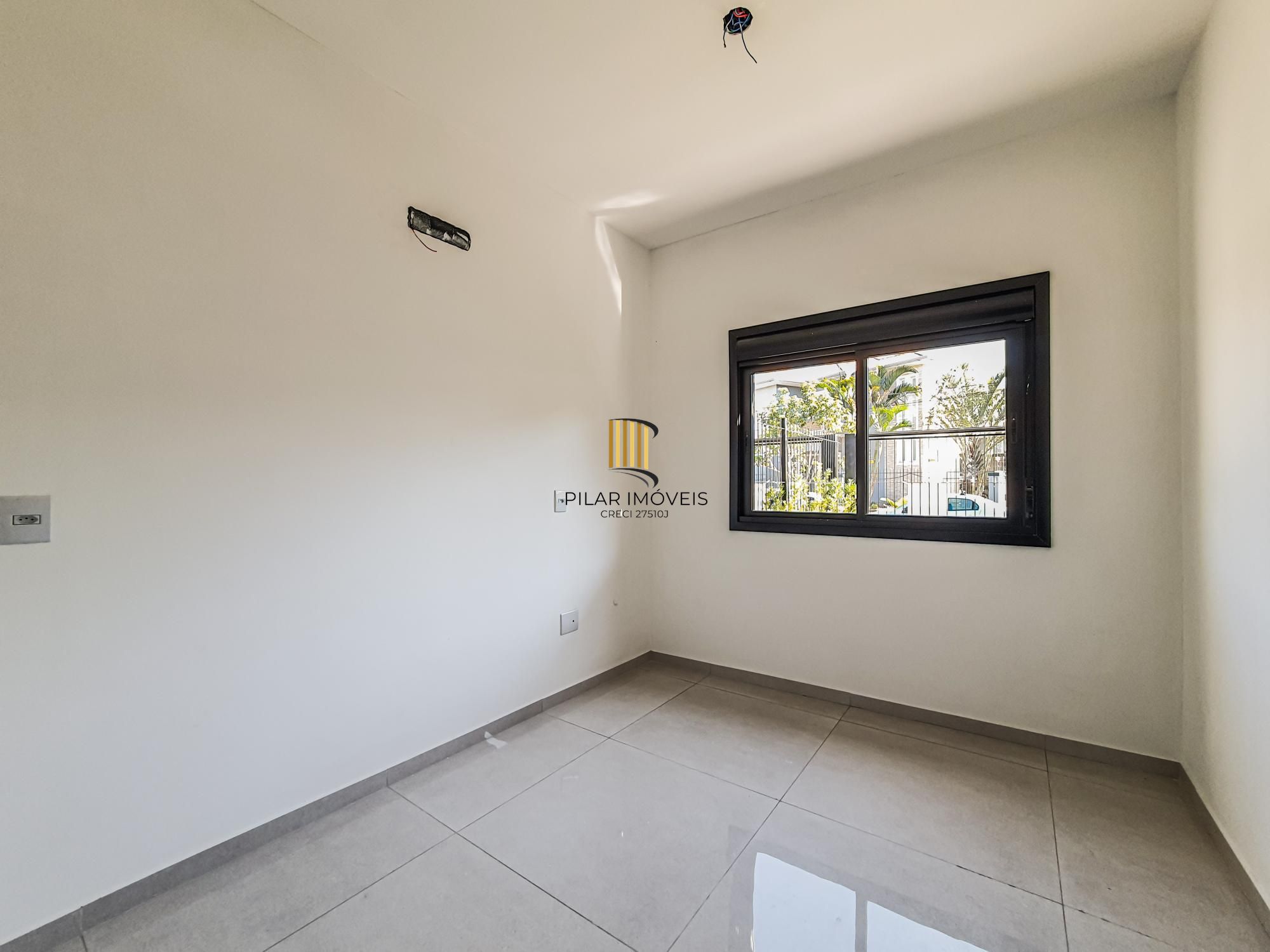 Casa Térrea com 2 dormitórios sendo 1 suíte no Residencial Hípica Boulevard, zona sul de Porto Alegre !