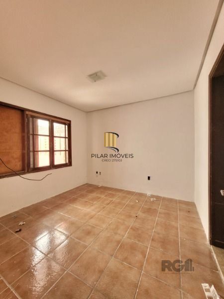 Casa 5 dormitórios no bairro Aberta dos Morros