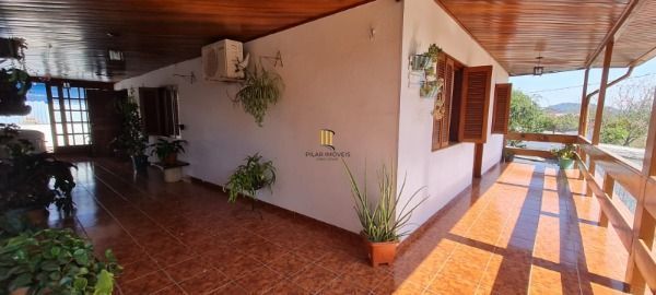 Casa para Venda - 200m², 4 dormitórios, Restinga Nova