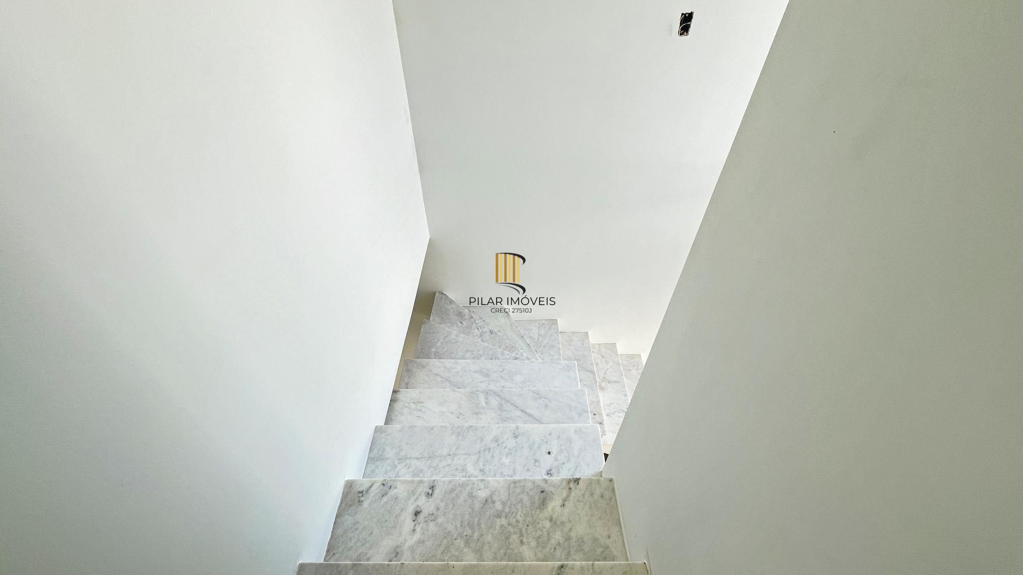 No condomínio Villa Amalfi