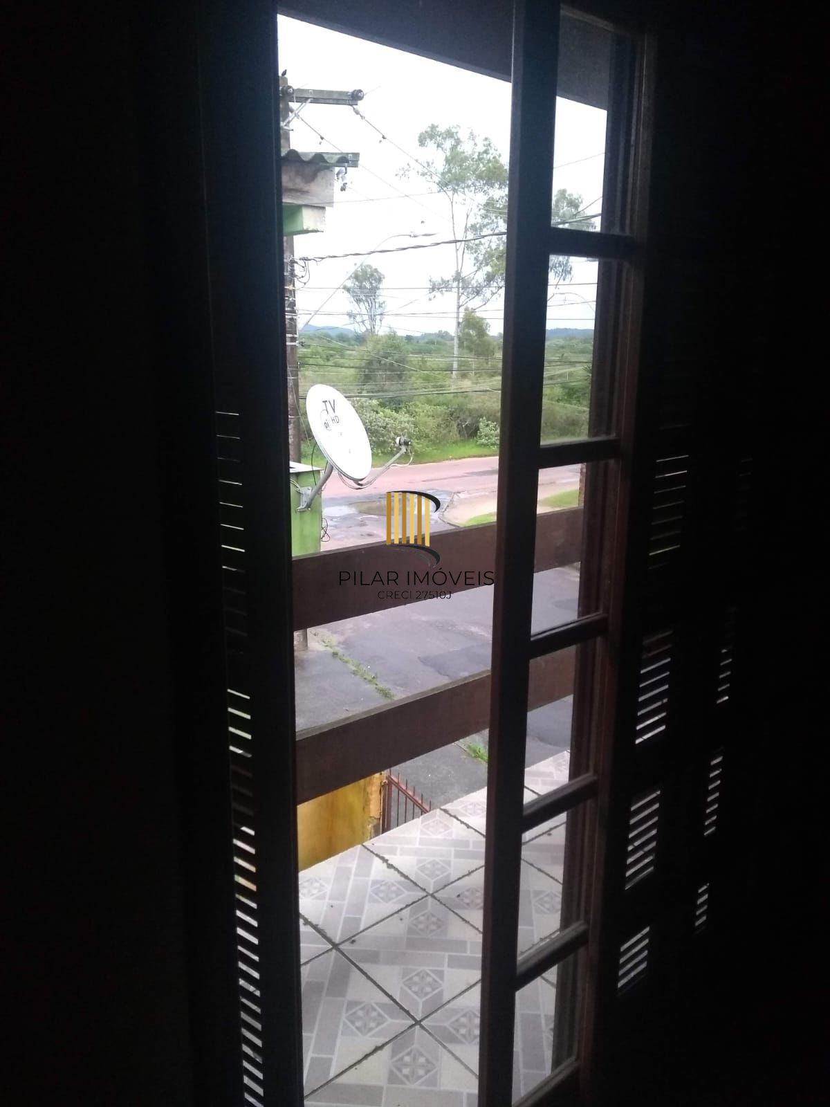 Excelente terreno de esquina com dois prédios (comercial e residencial)