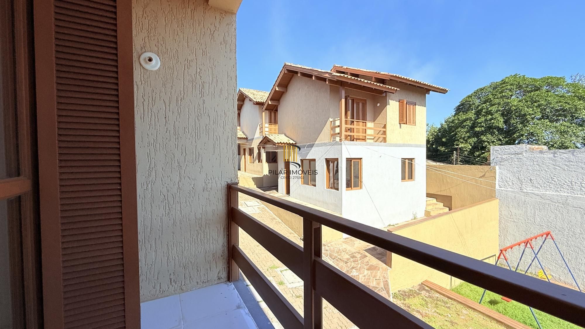 Casa de Condomínio 3 dormitórios no bairro Ipanema
