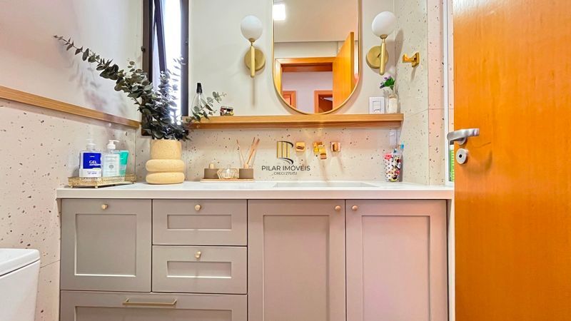 Apartamento para Venda - 76,69m², 3 dormitórios, sendo 1 suite, 1 vaga - Camaquã