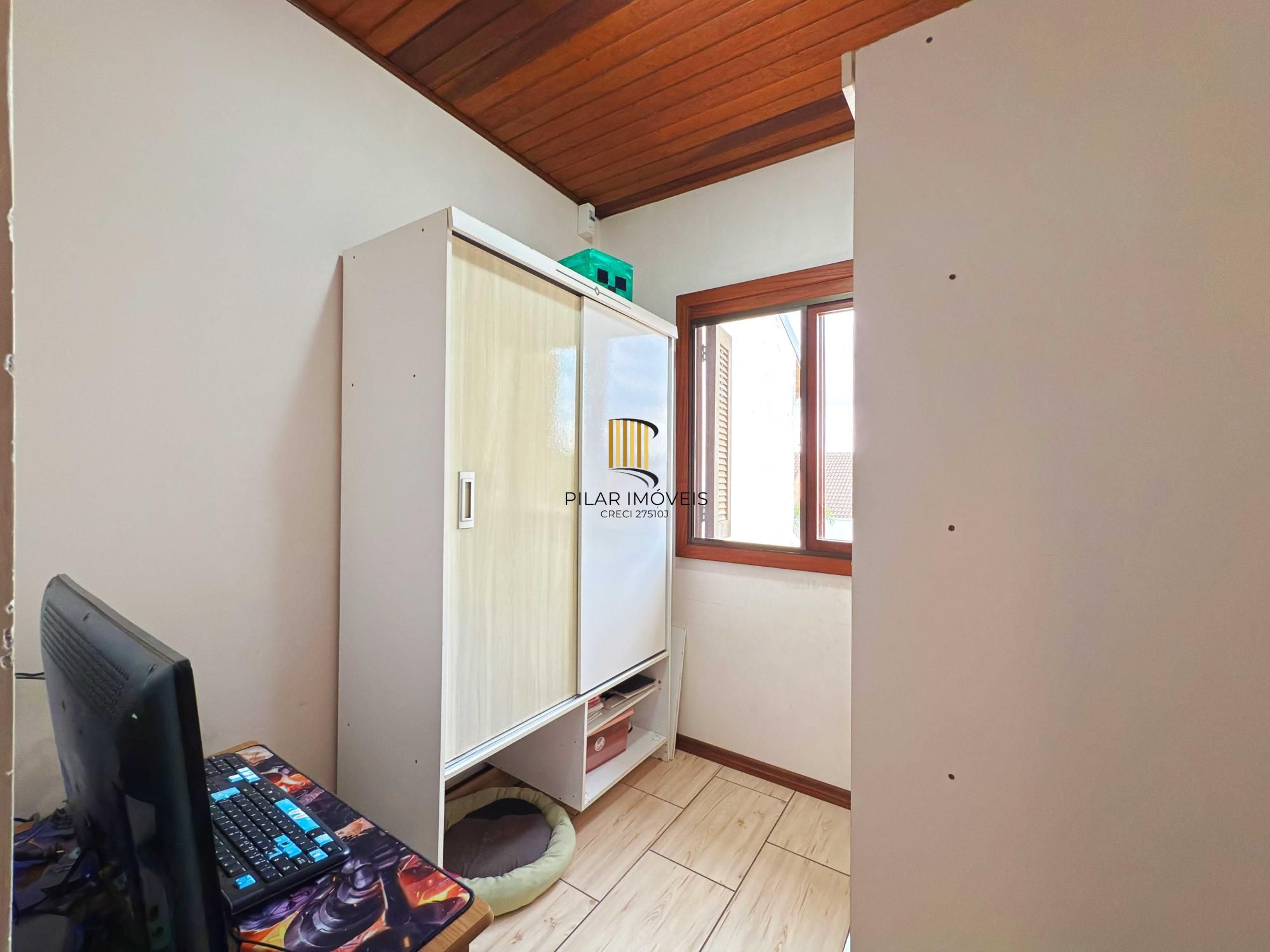 Sobrado 2 dormitórios no bairro Aberta dos Morros