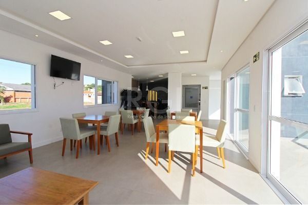 Casa Condominio em Porto Alegre, no bairro Ipanema, com 3 dormitório(s), à venda.