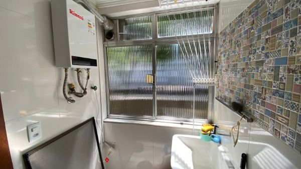 Apartamento 2 dormitórios no bairro Tristeza
