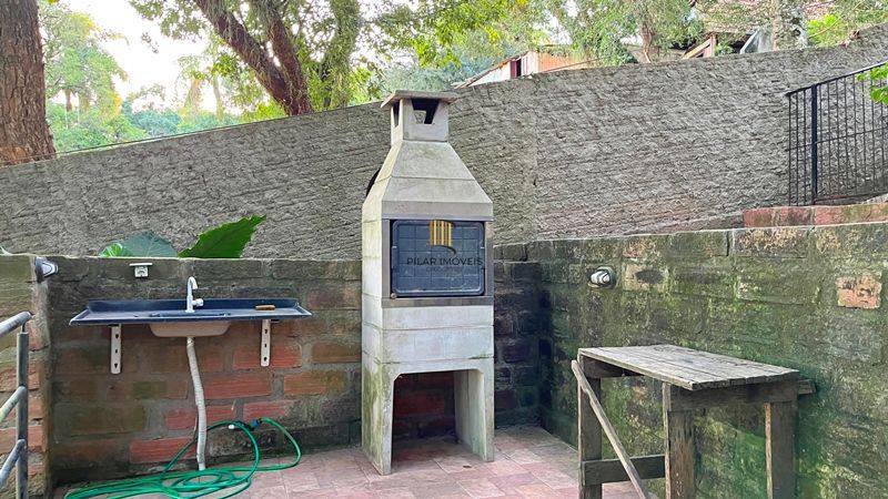 Casa 2 dormitórios no bairro Belém Novo