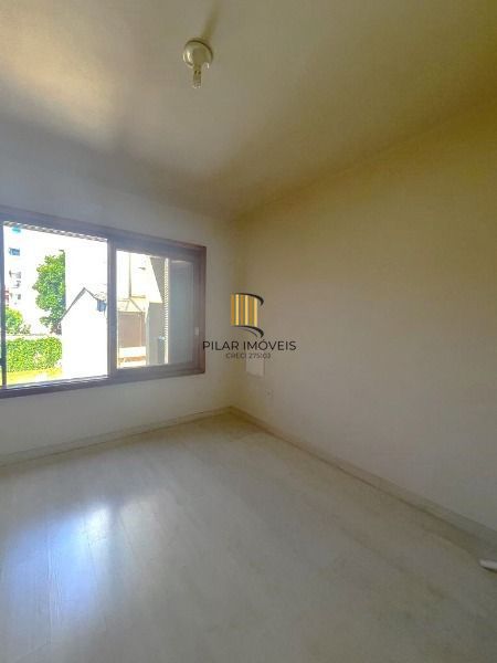 Apartamento em Porto Alegre, no bairro Tristeza, com 2 dormitório(s), e 2 banheiros, à venda.