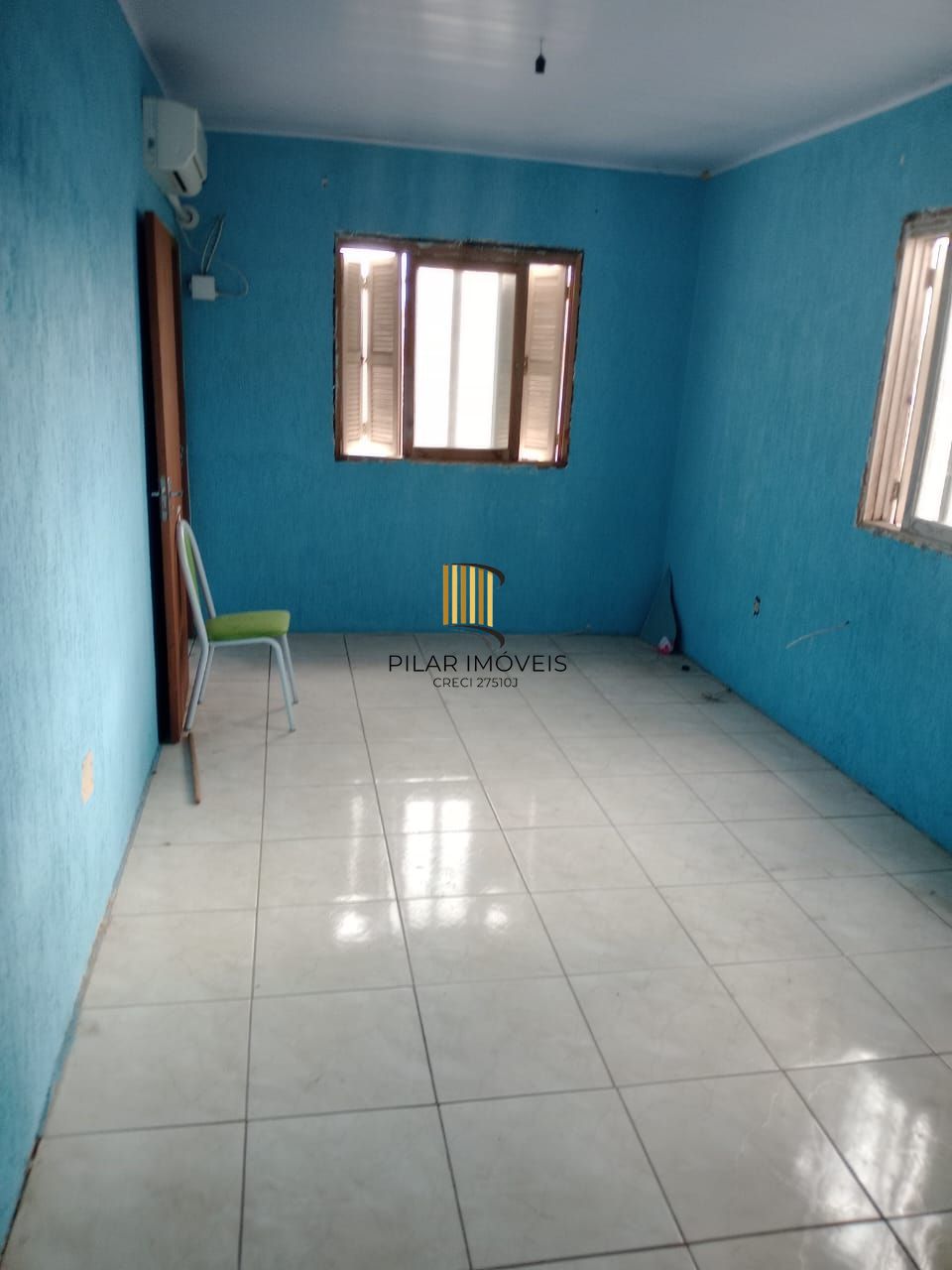 Casa 3 dormitórios no bairro Restinga