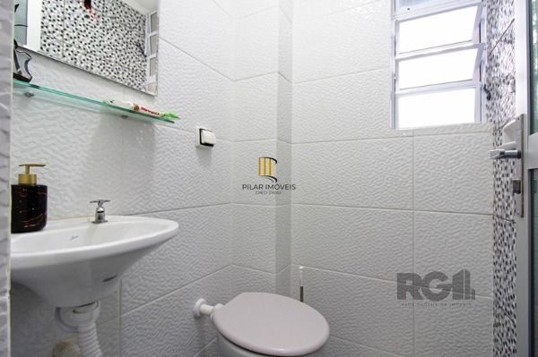 Apartamento em Porto Alegre, no bairro Medianeira, com 3 dormitório(s), e 3 banheiros, à venda.