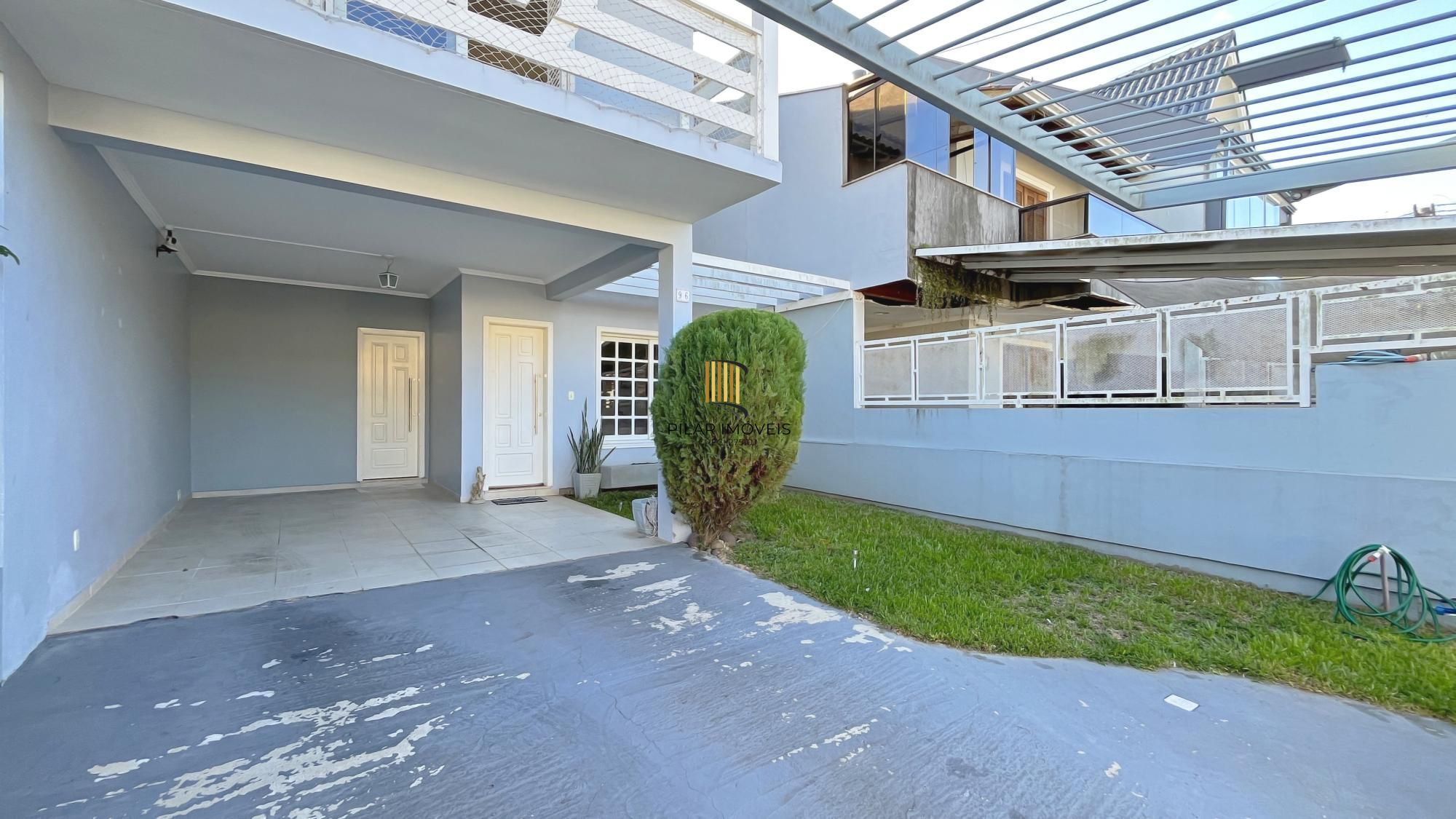 Casa de Condomínio 3 dormitórios no bairro Hípica