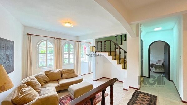 Casa 3 dormitórios no bairro Ipanema