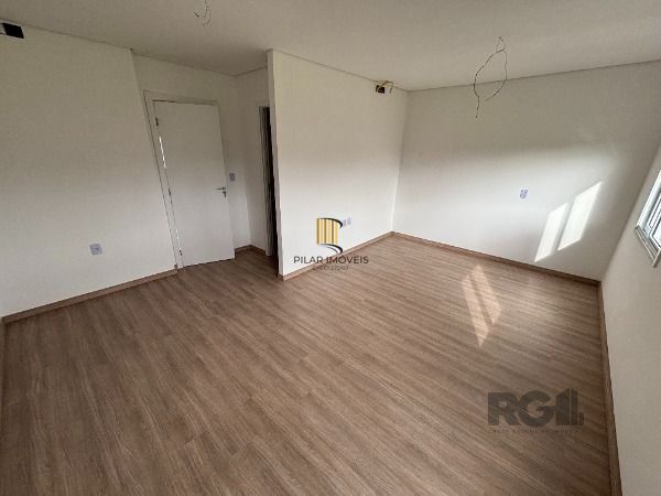 Casa Condominio em Porto Alegre, no bairro Campo Novo, com 3 dormitório(s), à venda.