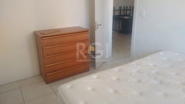 Apartamento para Venda - 47.78m², 2 dormitórios, 1 vaga - Restinga