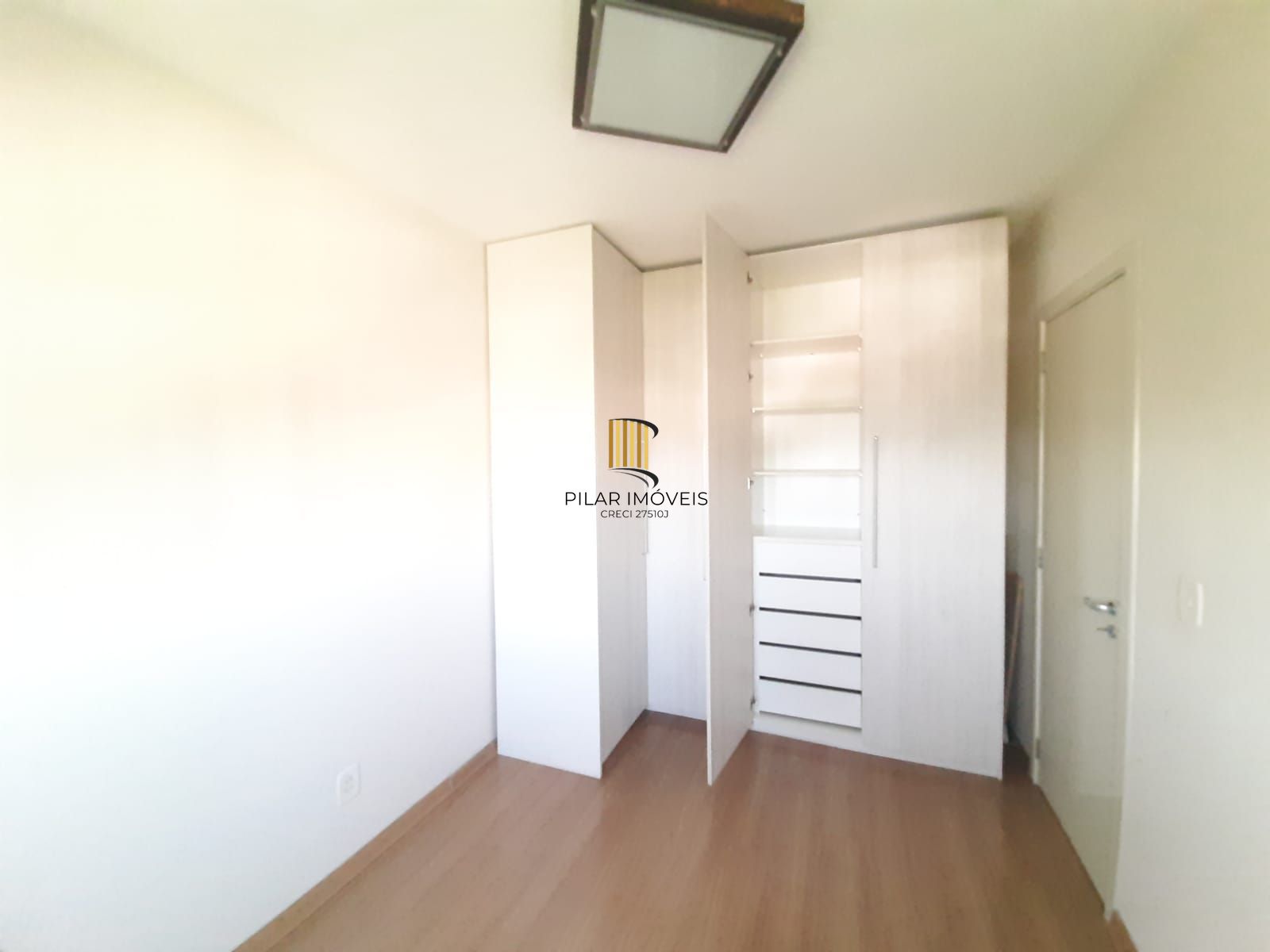 Apartamento 2 dormitórios no bairro Cavalhada