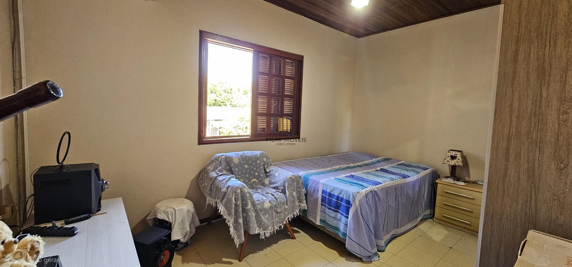 Casa 4 dormitórios no bairro Restinga