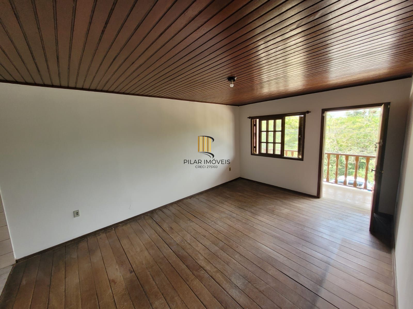 Casa 3 dormitórios no bairro Ponta Grossa