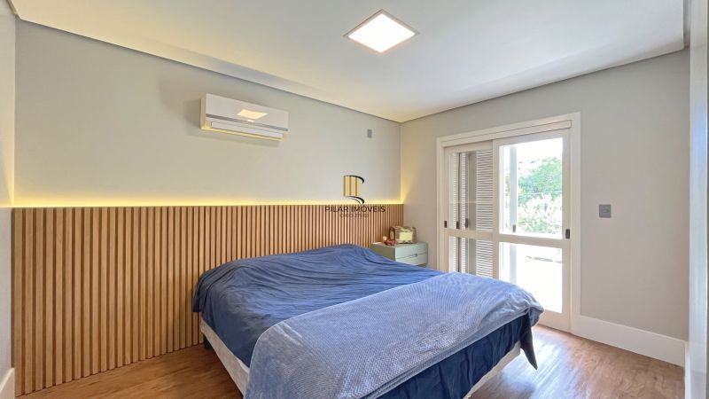 Casa de Condomínio 3 dormitórios no bairro Hípica
