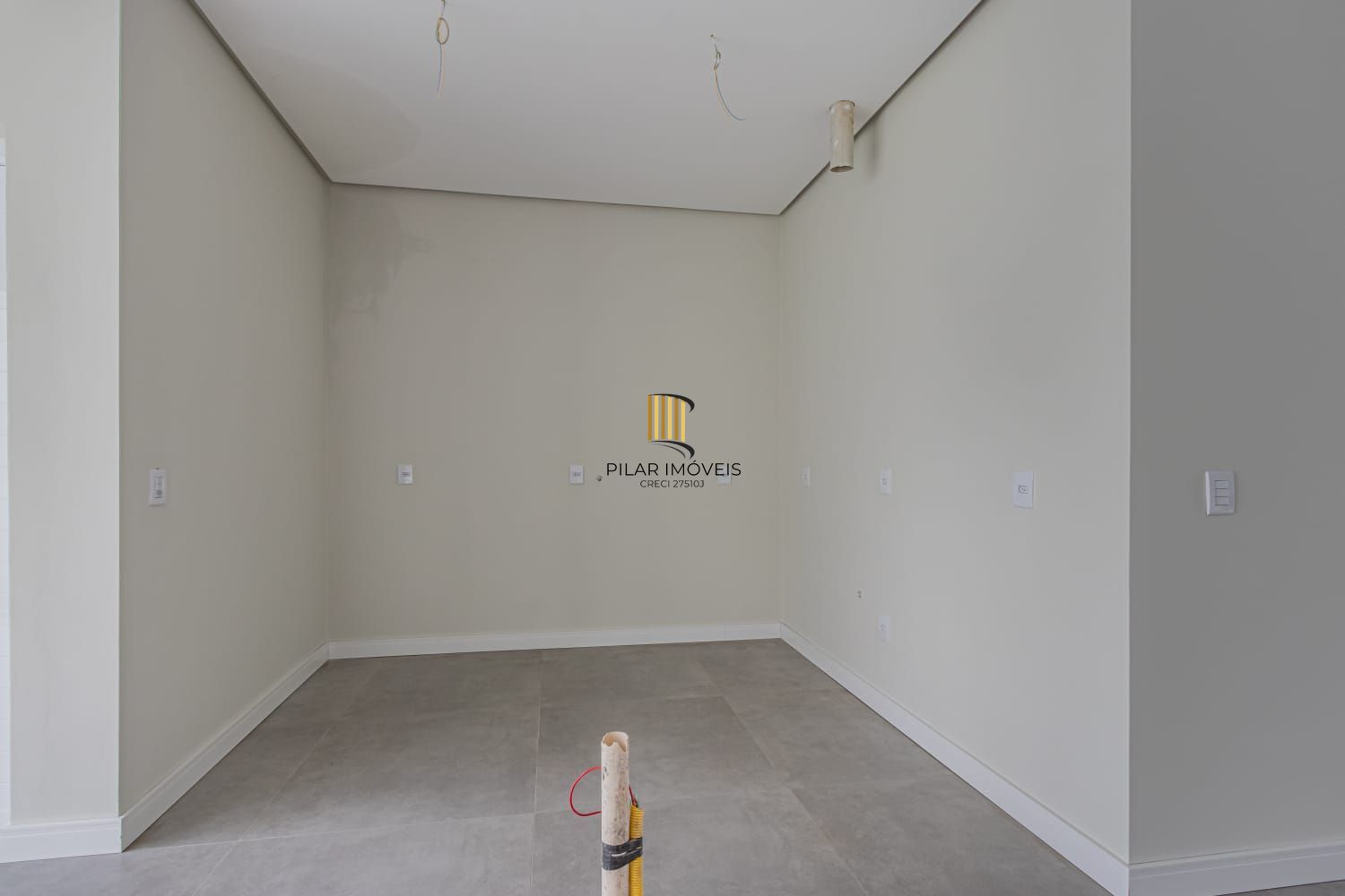 Sobrado  Condominio Amalffi com 03 suites - 180m² zona Sul de Porto Alegre