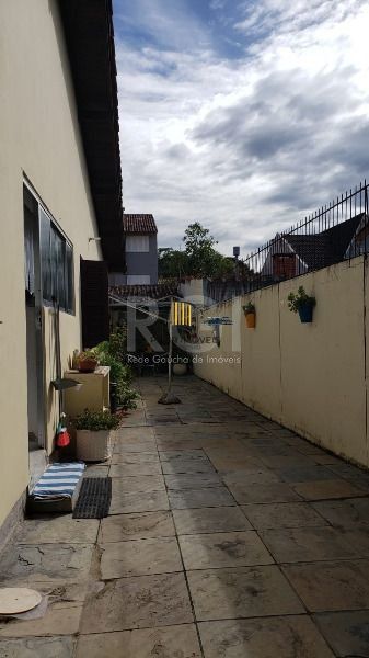Casa para Venda - 146.68m², 3 dormitórios, sendo 1 suites, 2 vagas - Altos do Ipê
