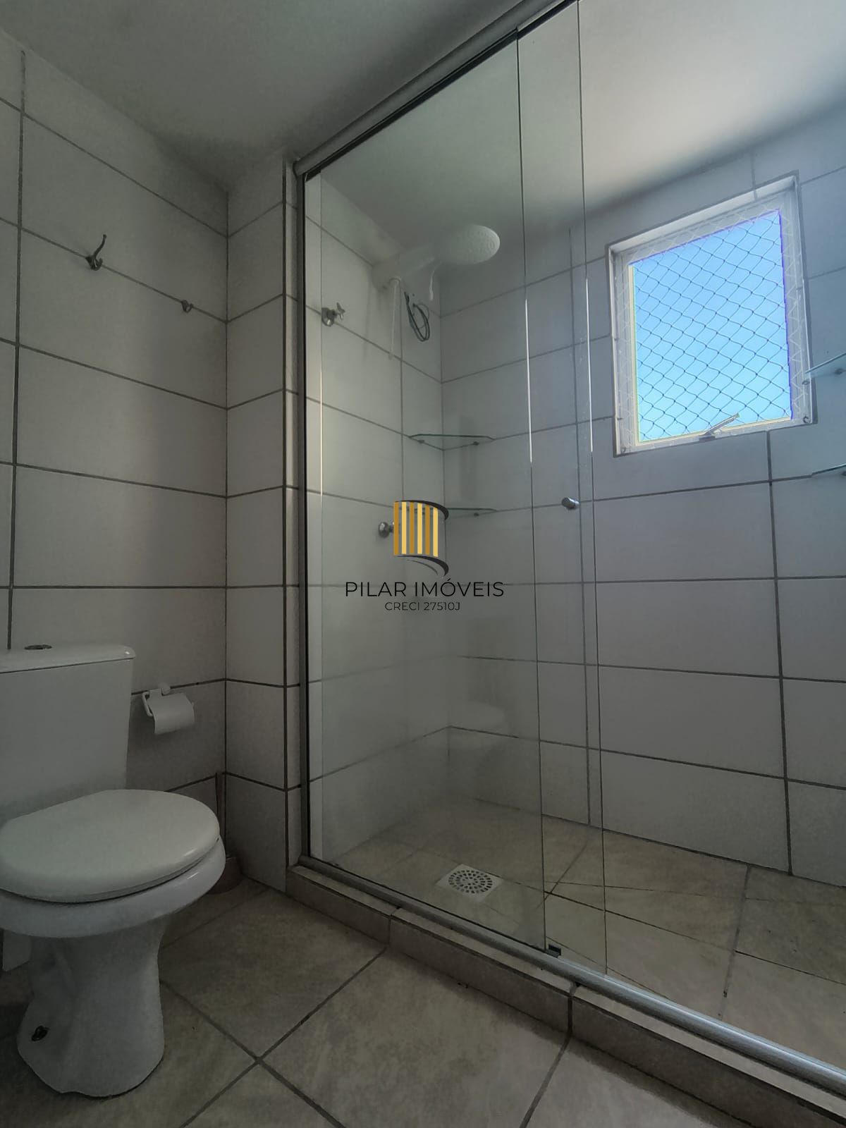 Apartamento de 2 dormitórios no bairro Chapéu do Sol