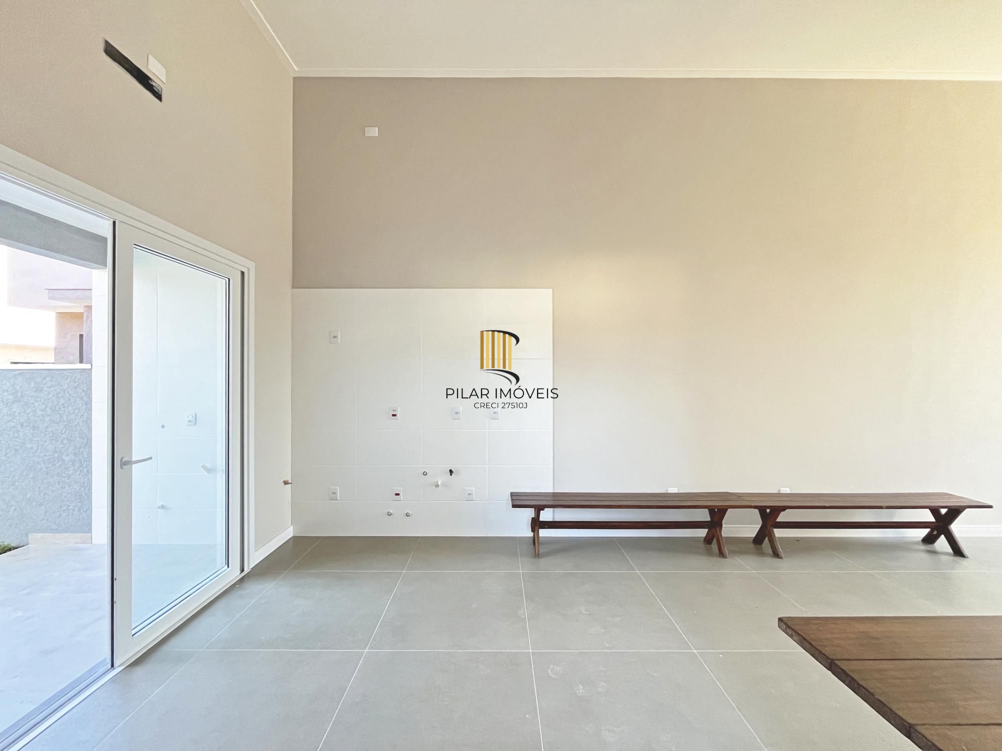 Casa Condominio em Porto Alegre, no bairro Hípica, com 3 dormitório(s), e 3 banheiros, à venda.