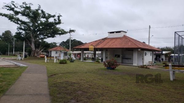 Apartamento em Porto Alegre, no bairro Chapéu do Sol, com 2 dormitório(s), e 2 banheiros, à venda.