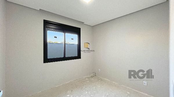 Casa Condominio em Porto Alegre, no bairro Hípica, com 3 dormitório(s), e 3 banheiros, à venda.
