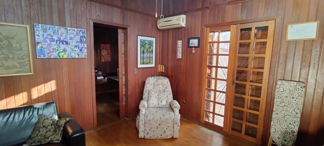 Casa 2 dormitórios no bairro Vila Nova