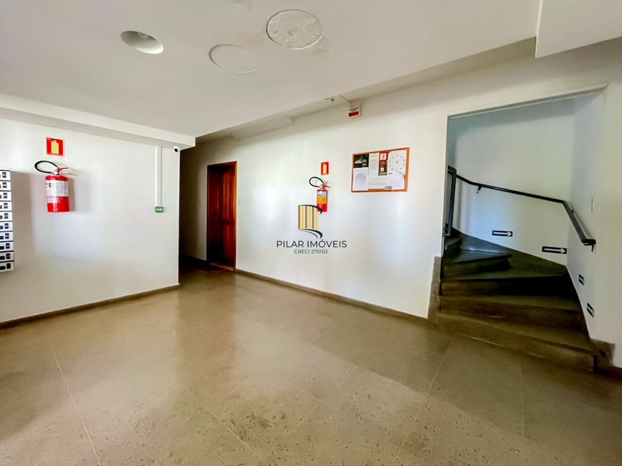 Apartamento 2 dormitórios no bairro Tristeza