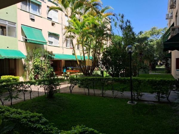 Apartamento em Porto Alegre, no bairro Tristeza, com 1 dormitório(s), e 1 banheiros, à venda.