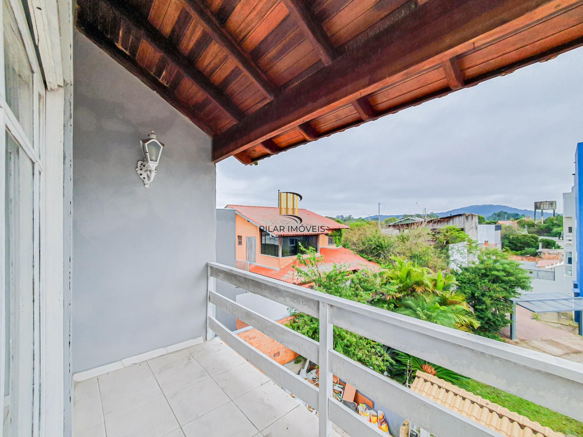Casa com piscina para Venda - 189.91m², 3 dormitórios, sendo 1 suítes, 2 vagas - Hípica
