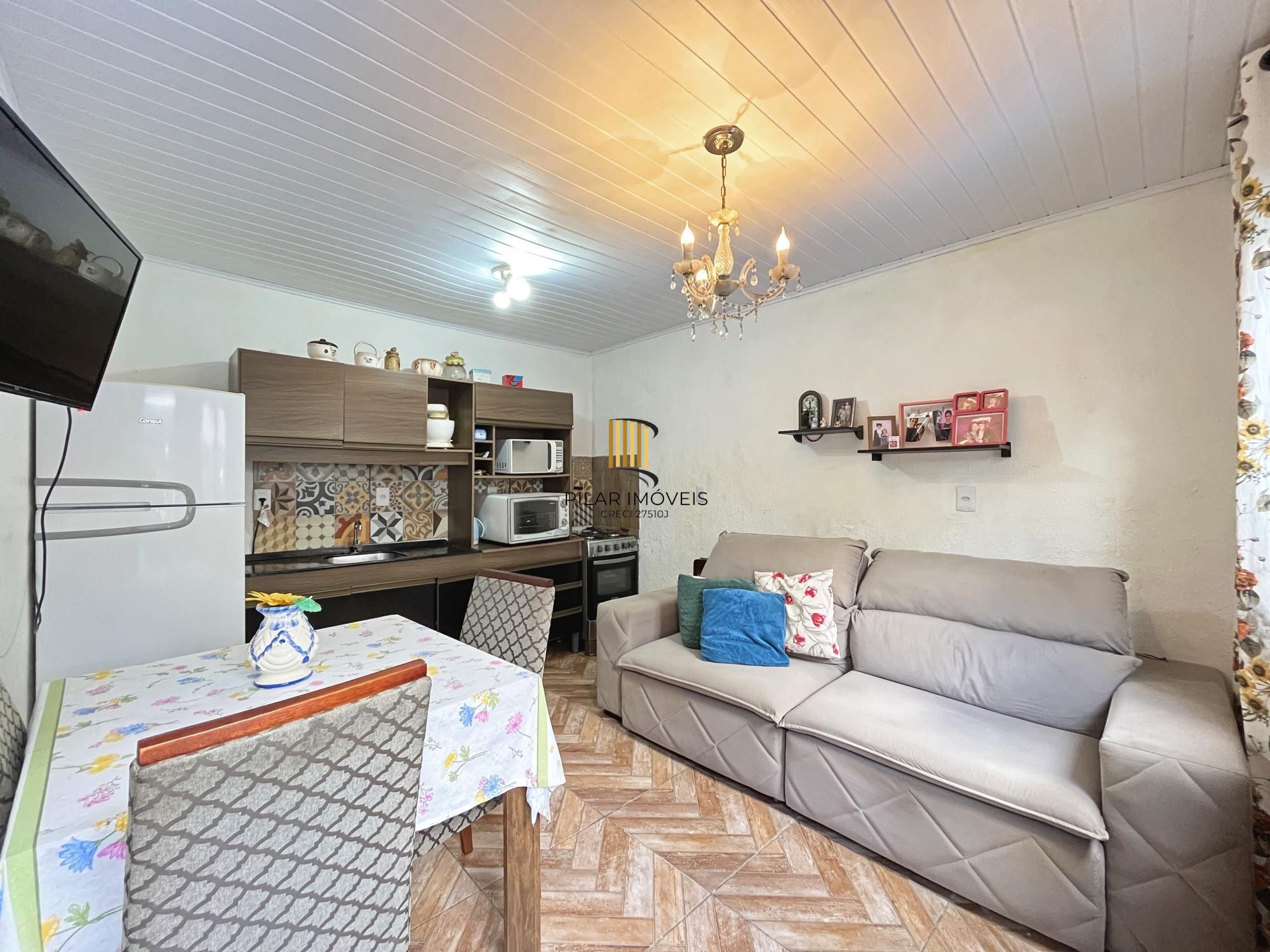 Casa 4 dormitórios no bairro Hípica
