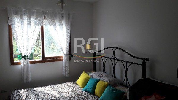 Sítio para Venda - 246m², 3 dormitórios, sendo 2 suites, 6 vagas - Vila Nova