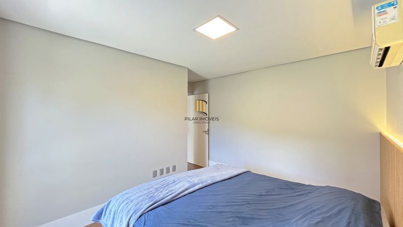 Casa de Condomínio 3 dormitórios no bairro Hípica