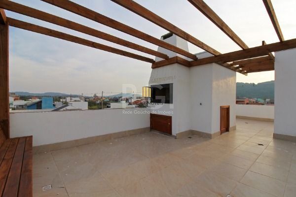 Casa para Venda - 217m², 3 dormitórios, sendo 1 suites, 2 vagas - Hípica