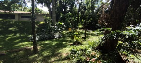 Terreno em Porto Alegre, no bairro Pedra Redonda, à venda.