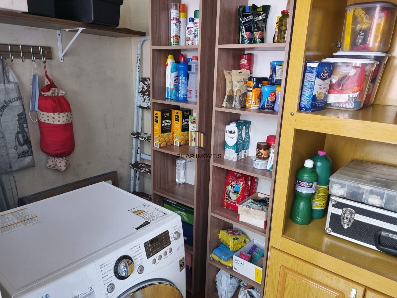 Amplo apartamento, em localização privilegiada no Bom Fim.