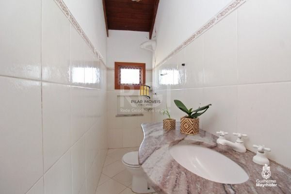 Casa para Venda - 178.85m², 4 dormitórios, sendo 2 suites, 2 vagas - Altos do Ipê