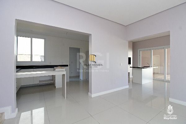 Casa Condominio para Venda - 280m², 3 dormitórios, sendo 1 suites, 5 vagas - Aberta Dos Morros