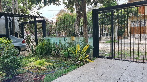 Casa para Venda - 85m², 3 dormitórios, 1 vaga - Ipanema