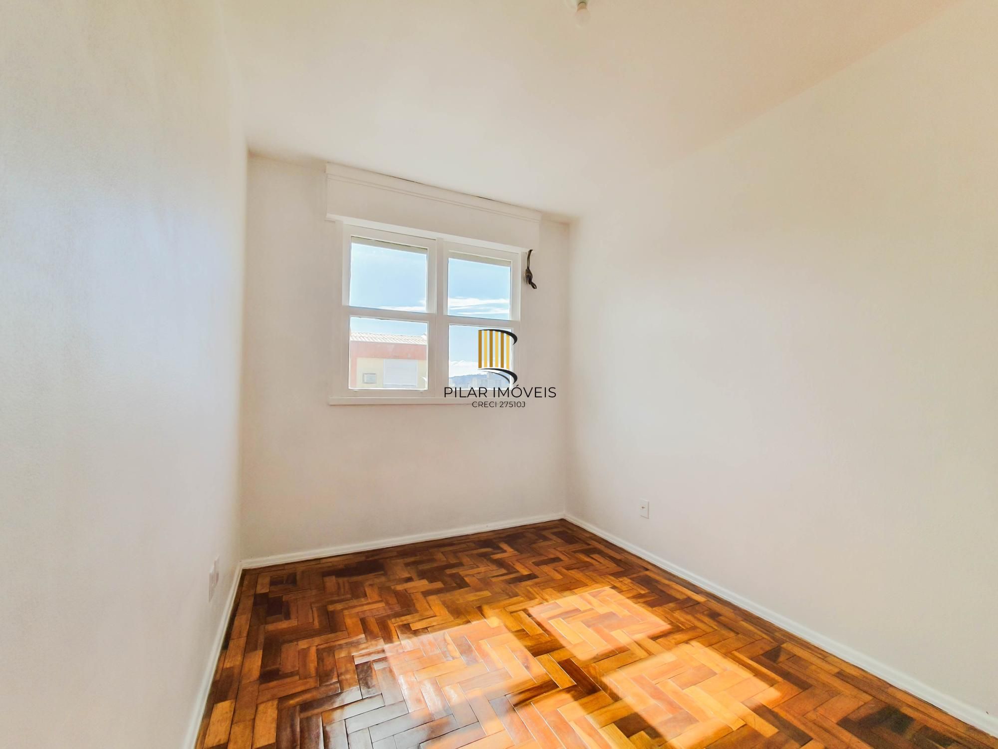 Apartamento 2 dormitórios no bairro Camaquã