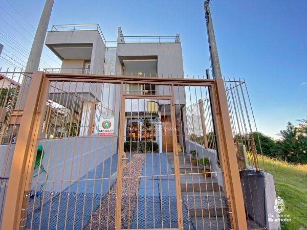Casa para Venda - 172.26m², 3 dormitórios, sendo 2 suites, 2 vagas - Hípica