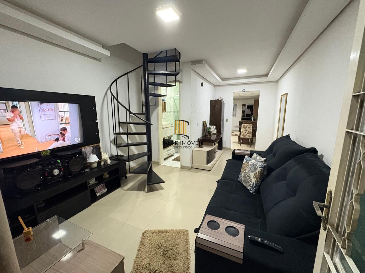 Casa 2 dorm, sala, cozinha, banheiro e área gourmet. Aceita carro no negócio. - Pilar Imóveis
