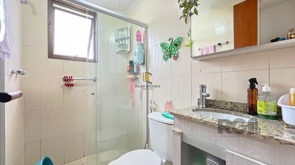 Apartamento em Porto Alegre, no bairro Medianeira, com 3 dormitório(s), e 3 banheiros, à venda.