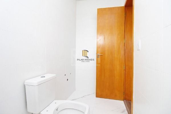 Casa para Venda - 120m², 3 dormitórios, sendo 1 suites, 2 vagas - Hípica