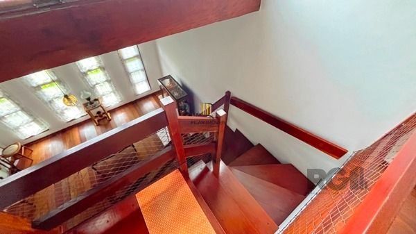 Casa para Venda - 235.64m², 3 dormitórios, sendo 1 suites, 3 vagas - Guarujá