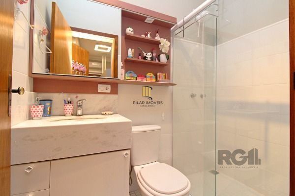 Casa 3 dormitórios no bairro Hípica