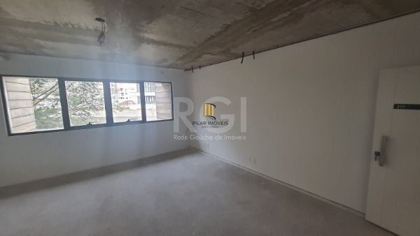 Conjunto/Sala para Venda - 0m², 0 dormitórios, Tristeza