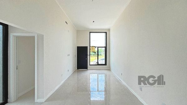 Casa Condominio em Porto Alegre, no bairro Hípica, com 3 dormitório(s), e 3 banheiros, à venda.